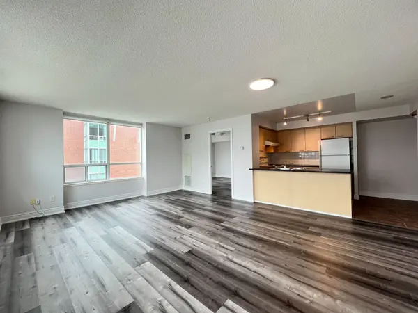 48 Suncrest BLVD #918, Markham, ON L3T 7Y5