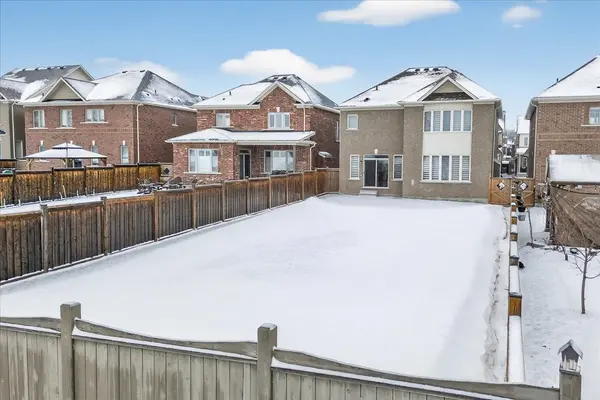 53 Rugman CRES, Springwater, ON L9X 2A4