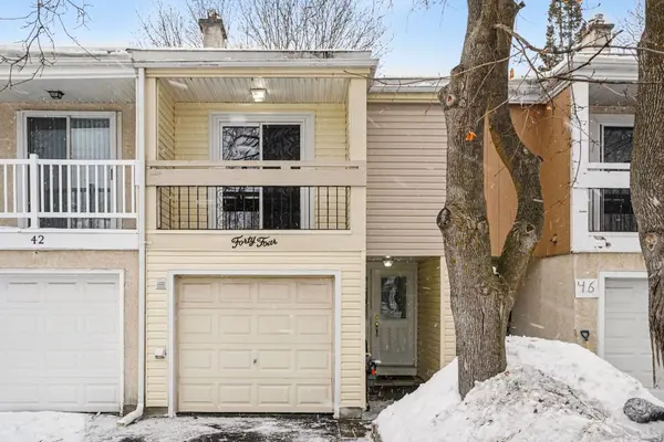 44 Tybalt CRES, Bells Corners And South To Fallowfield, ON K2H 8J5