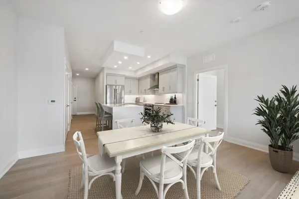 71 Wyndham ST S #1007, Guelph, ON N1E 0T7