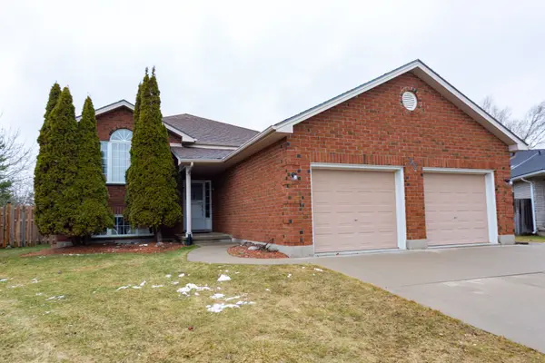 30 James Turvey PL NW, Central Elgin, ON N5P 4K7