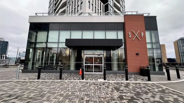 25 Wellington ST S #806, Kitchener, ON N2G 0G5