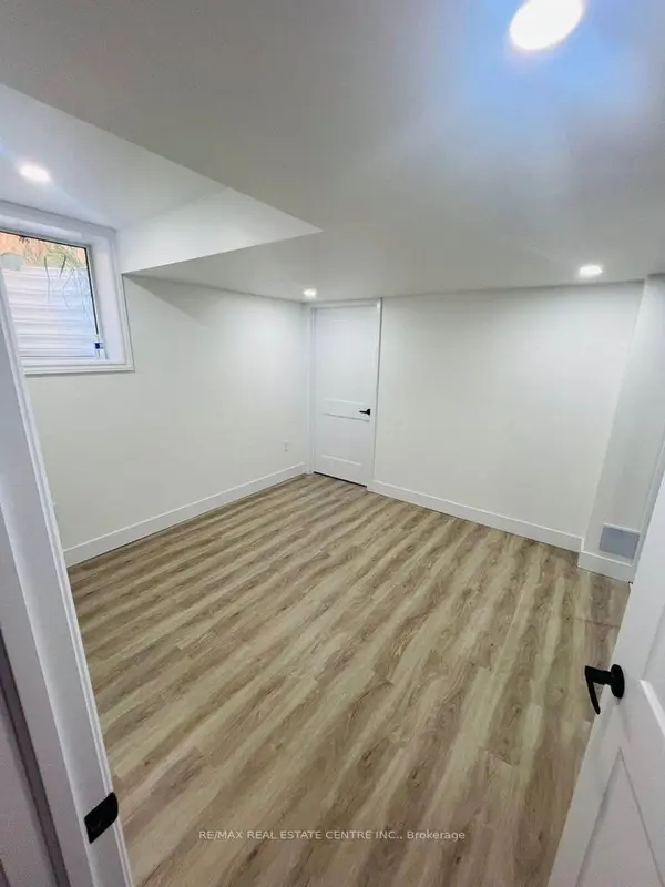 3916 Auckland AVE #Basemen, London South, ON N6L 0J3