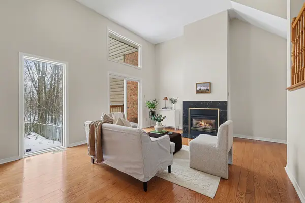 1453 Waltham ST, Blossom Park - Airport And Area, ON K1T 2T4