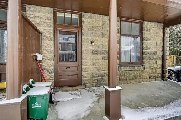 61 Pearl ST E, Brockville, ON K6V 1P6