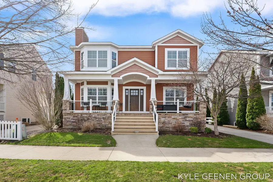 564 Blackstone ST, Holland City, MI 49423