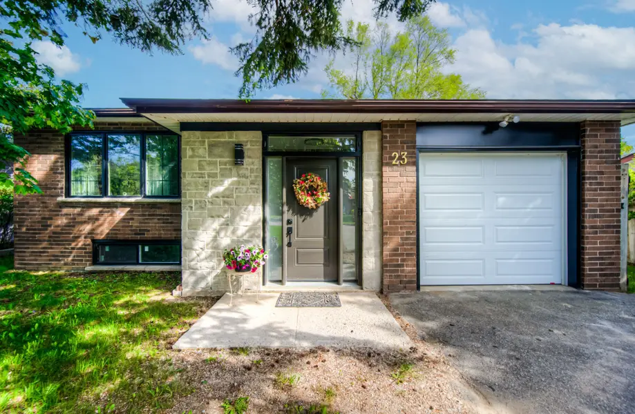 23 Carberry RD, Erin, ON N0B 1T0