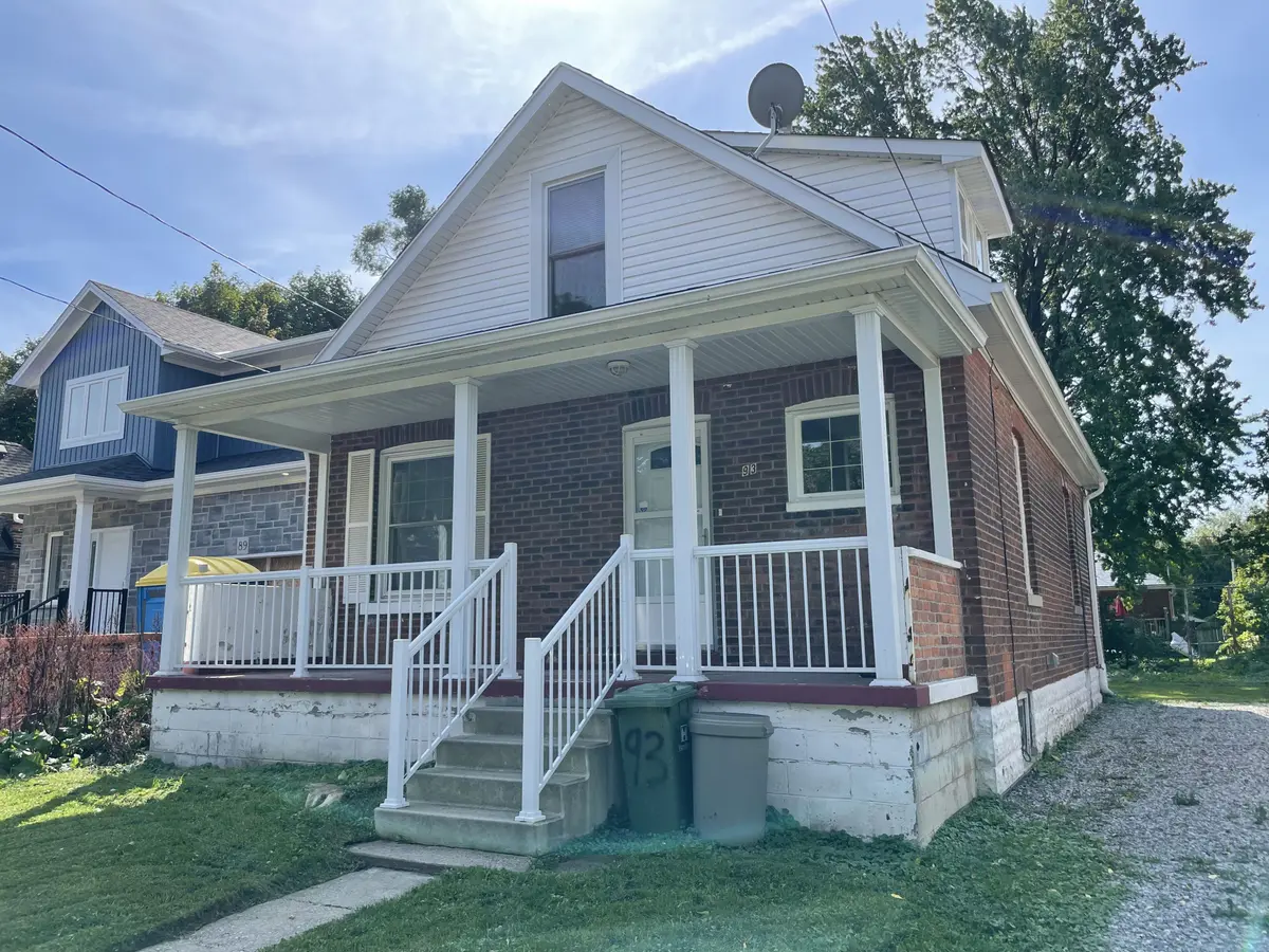 93 Sussex ST, Hamilton, ON L8S 2E2