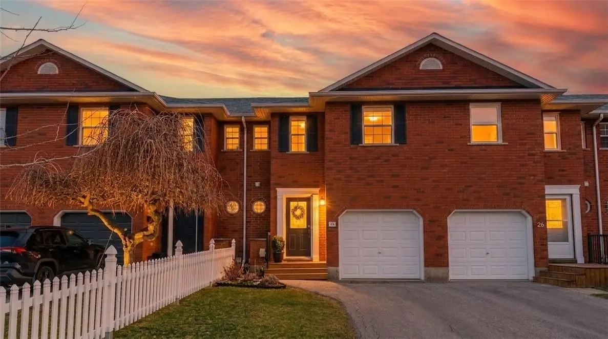 28 Swayze CT, West Lincoln, ON L0R 2A0