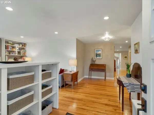 350 RURAL AVE S, Salem, OR 97301