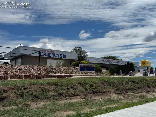 2253 La Montana WAY, Colorado Springs, CO 80918