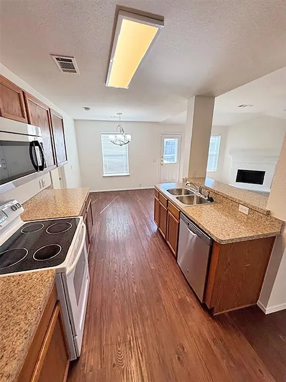 8900 Sagebrush Trail, Cross Roads, TX 76227