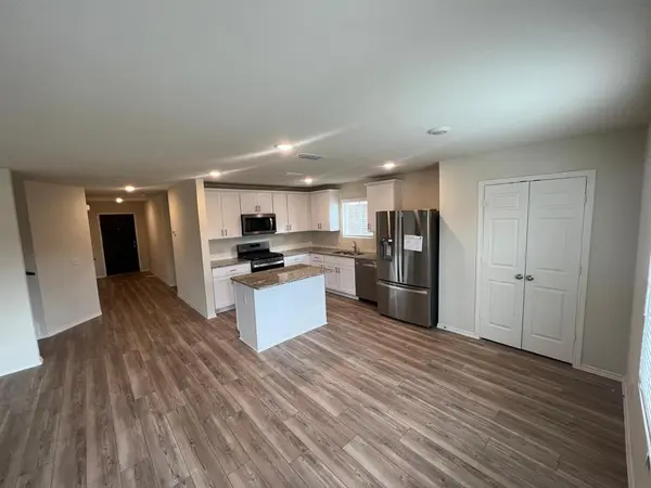 1045 Knightly Lane, Haslet, TX 76052