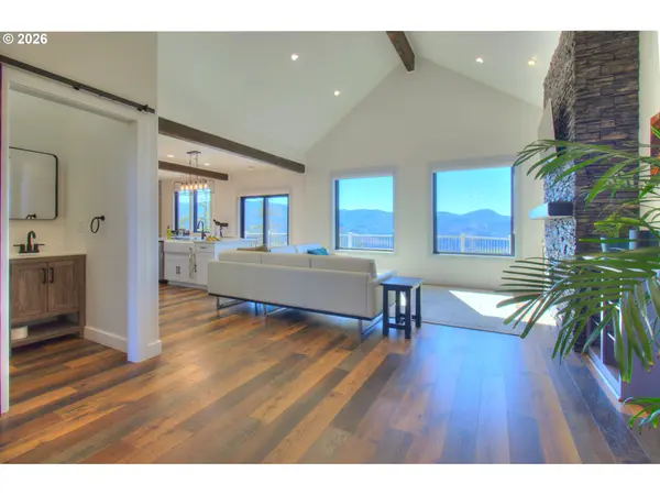 95660 SPIRIT RIDGE RD, Gold Beach, OR 97444