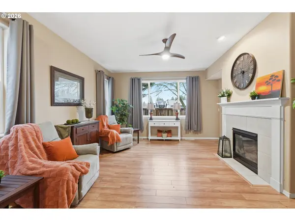 1502 SE SWEETBAY ST, Hillsboro, OR 97123