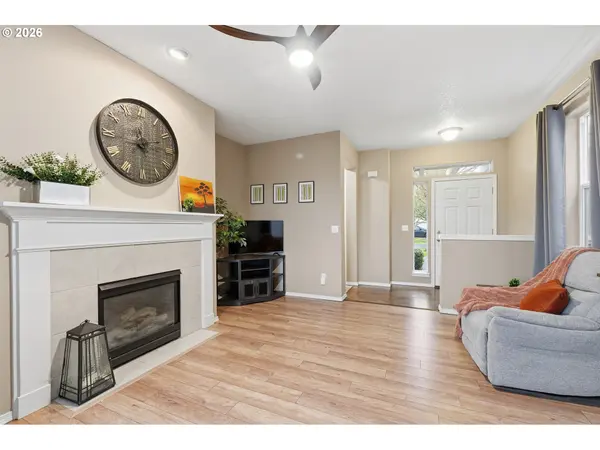 1502 SE SWEETBAY ST, Hillsboro, OR 97123