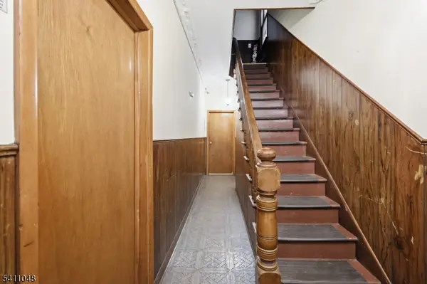 23 Fillmore St, Newark City, NJ 07105