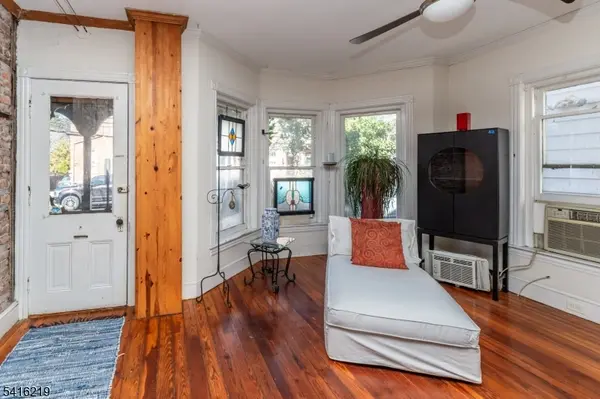 69 York St, Lambertville City, NJ 08530