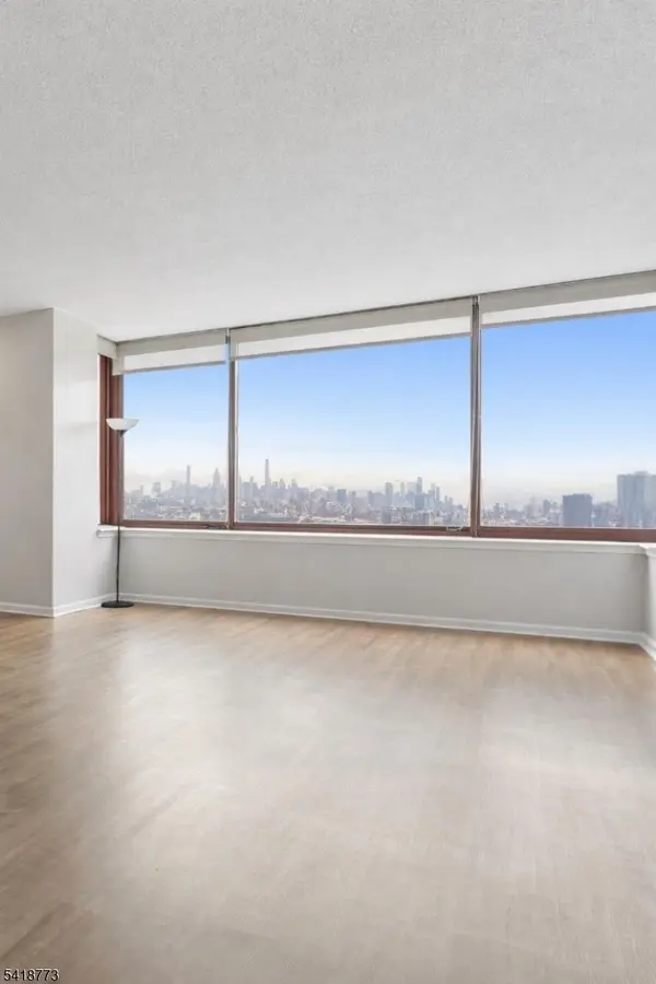 100 Old Palisade Rd  1410 #1410, Fort Lee Boro, NJ 07024