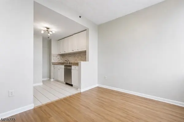 100 Old Palisade Rd  1410 #1410, Fort Lee Boro, NJ 07024