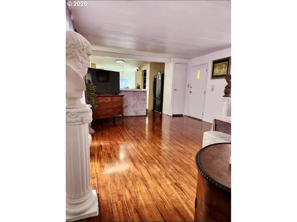 16131 W HOFFELDT LN #18, Brookings, OR 97415