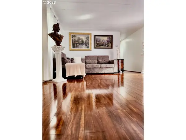 16131 W HOFFELDT LN #18, Brookings, OR 97415