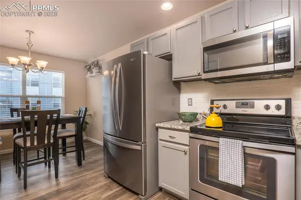 42 Vale CIR, Palmer Lake, CO 80133