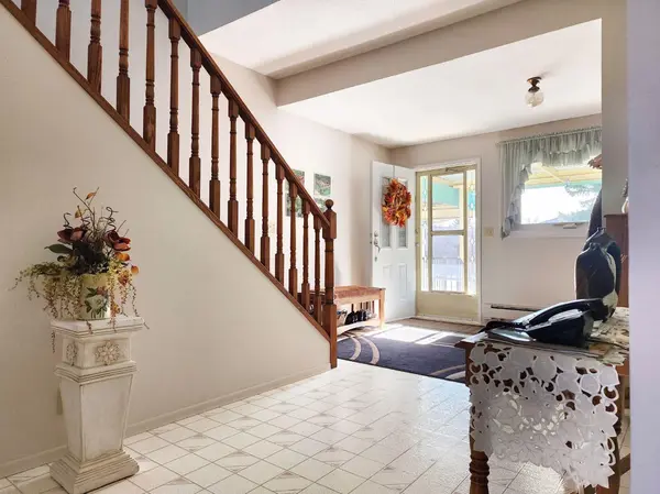 112 43 AVE W, Claresholm, AB T0L0T0