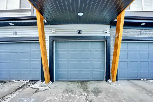 28 Savanna Passage NE, Calgary, AB T3J 0Y2