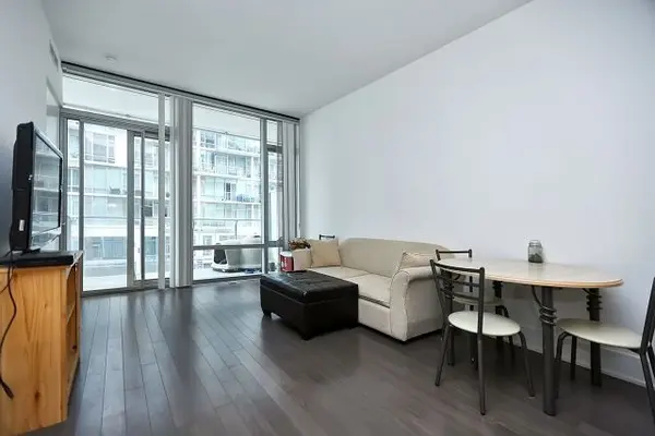 39 Queens Quay E #308, Toronto C08, ON M5E 0A5