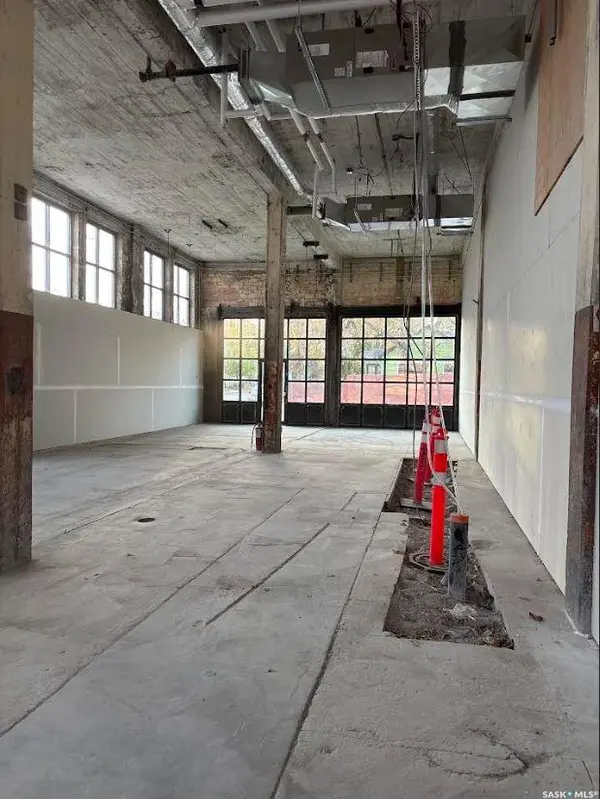 324 24th STREET W #1, Saskatoon, SK S7L 0C5