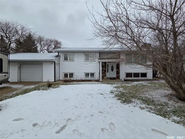 621 McCall STREET, Oxbow, SK S0C 2B0