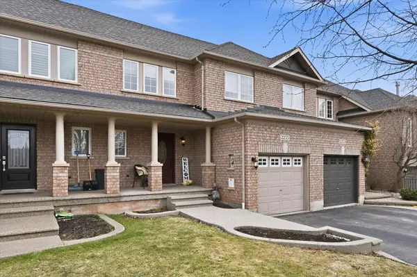 2255 Hummingbird WAY, Oakville, ON L6M 3Z7