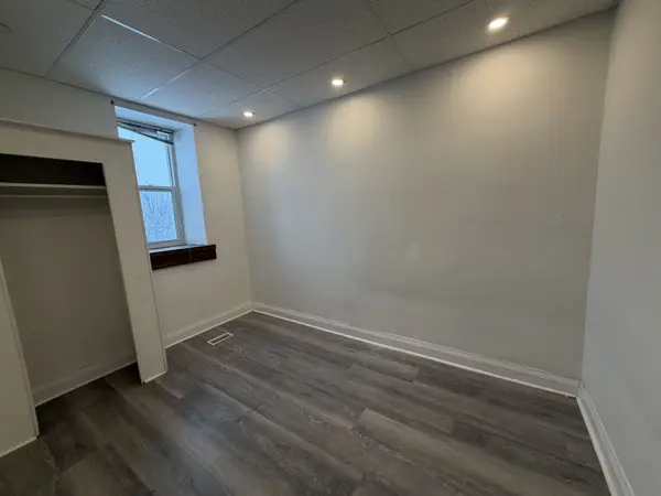 21 Gordon ST #Unit 6, Guelph, ON N1H 4G8