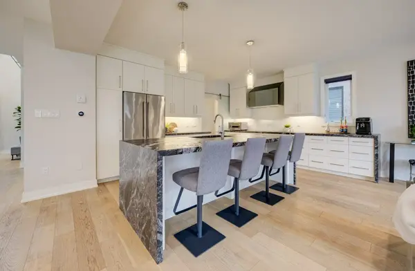 204 Carriage WAY, Waterloo, ON N2K 0C6