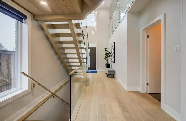 204 Carriage WAY, Waterloo, ON N2K 0C6