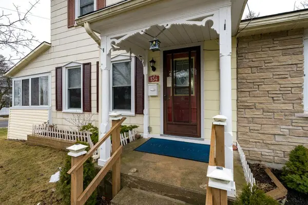 134 Water ST W, Greater Napanee, ON K7R 1W1