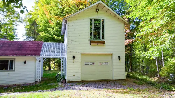 408 Couchs RD, North Kawartha, ON K0L 1A0