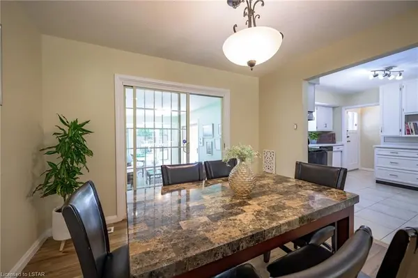 6 KIRKTON CT, London North, ON N5X 1T2