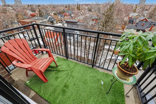 150 Caroline AVE #507, Tunneys Pasture And Ottawa West, ON K1Y 4X8