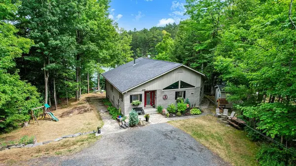 27 Sylvan DR, North Kawartha, ON K0L 1A0