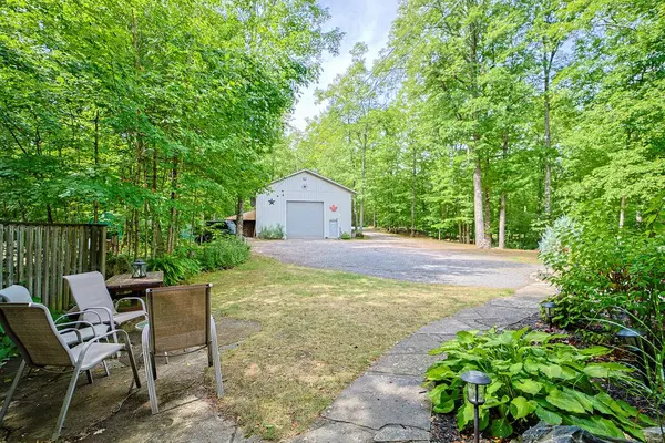 27 Sylvan DR, North Kawartha, ON K0L 1A0