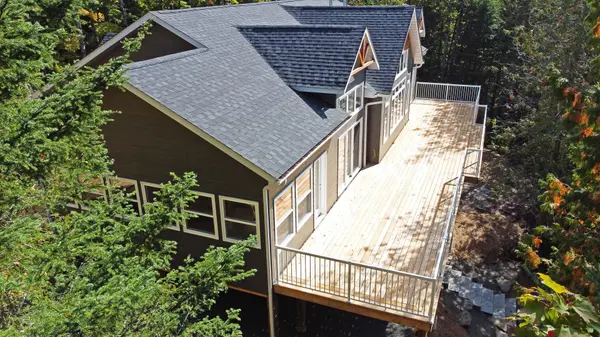 13 Smokey RD, Whitestone, ON P0A 1G0