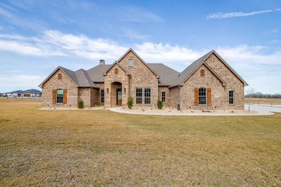 460 Royal Santana Run, Weatherford, TX 76087