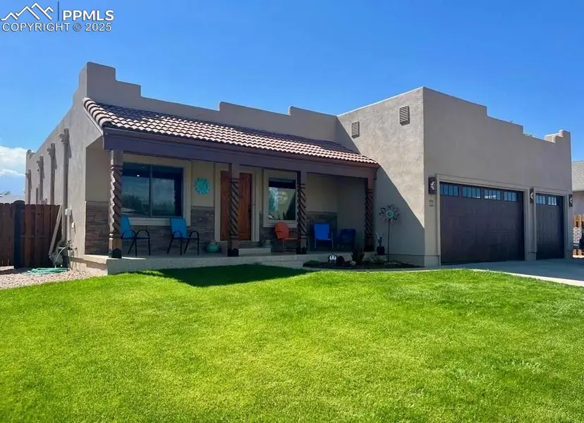 111 Rocchio DR, Florence, CO 81226