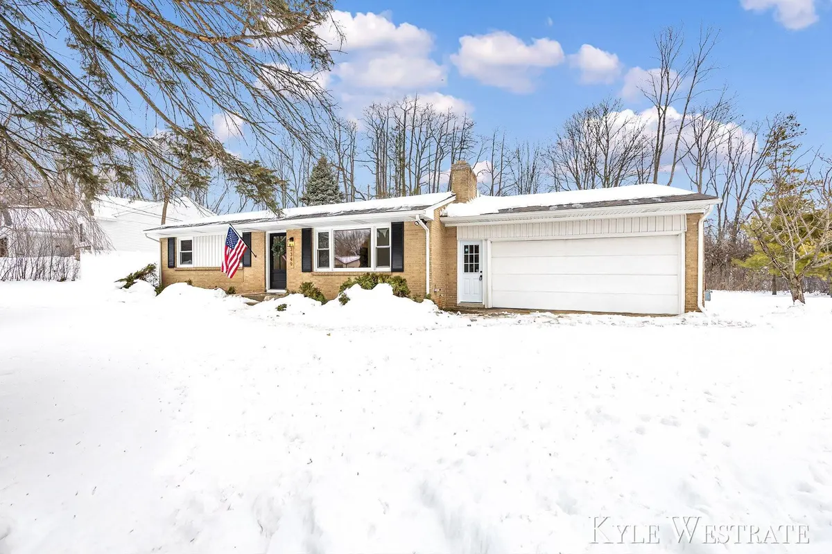 3349 Chevy Chase ST NE, Grand Rapids Twp, MI 49546