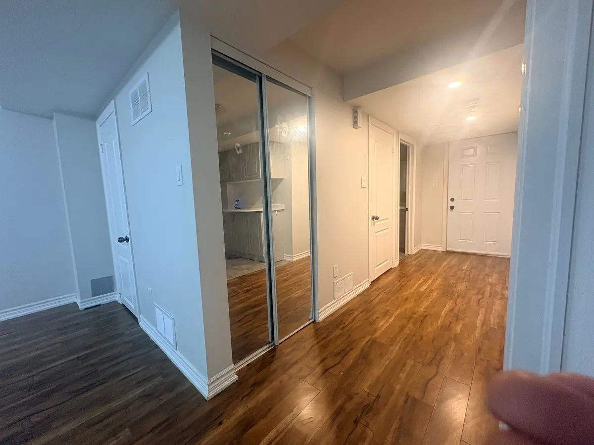 44 Prairie Creek CRES #BSMT, Brampton, ON L6Y 6C9