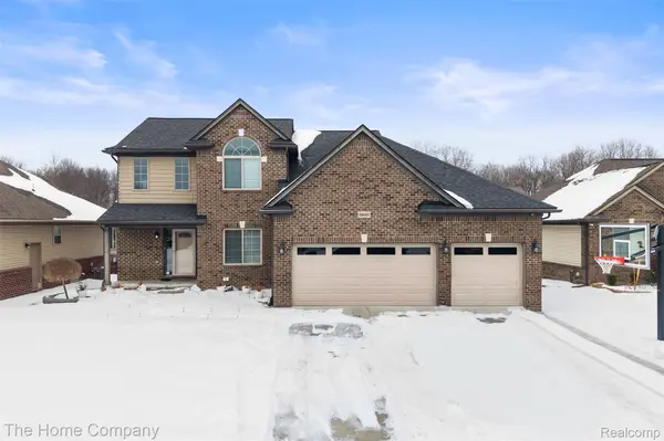 28683 Rose WAY, Chesterfield Township, MI 48047