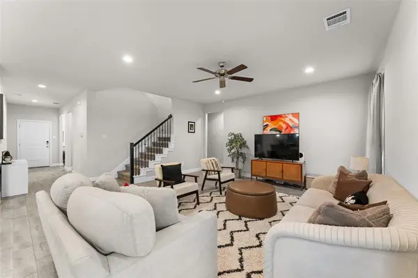 1225 Rolling Meadows Drive, Cedar Hill, TX 75104