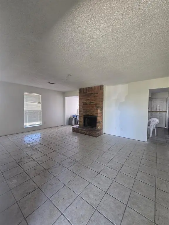 702 Westover Drive, Lancaster, TX 75134